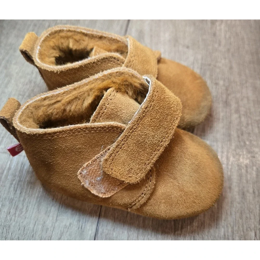 Zutano‎ Fur Lined Leather Booties Size 12m